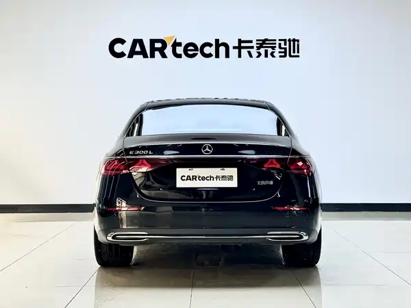 Mercedes-Benz E-Class 2024