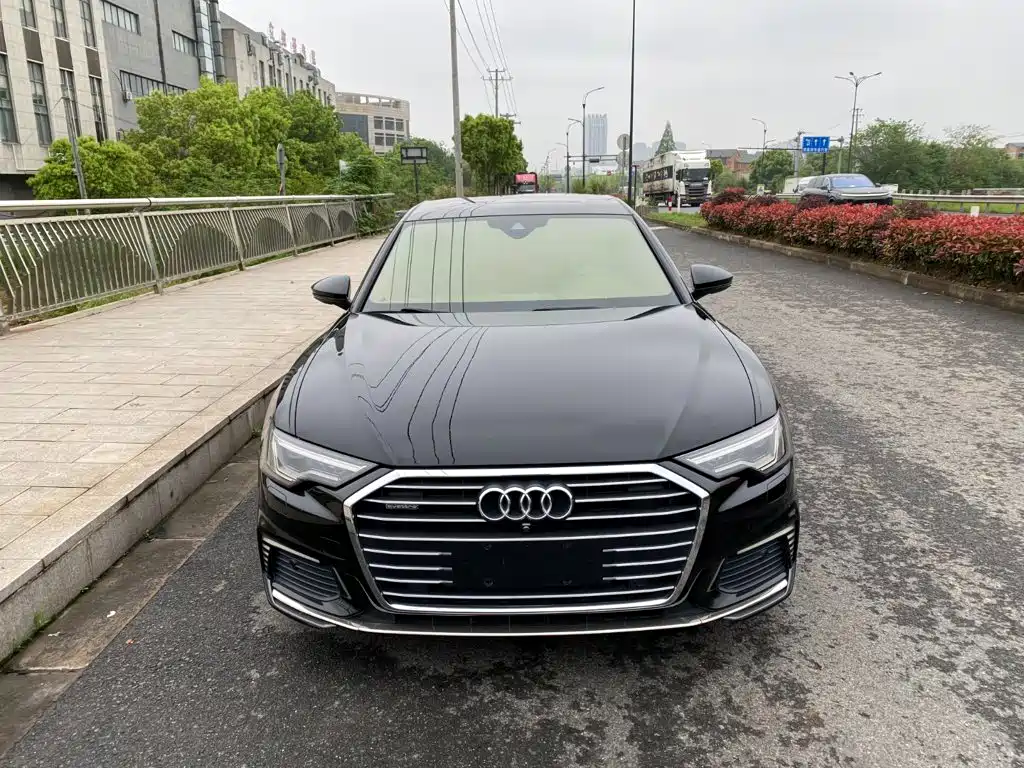 Audi A6L New Energy 2020 — фото 4