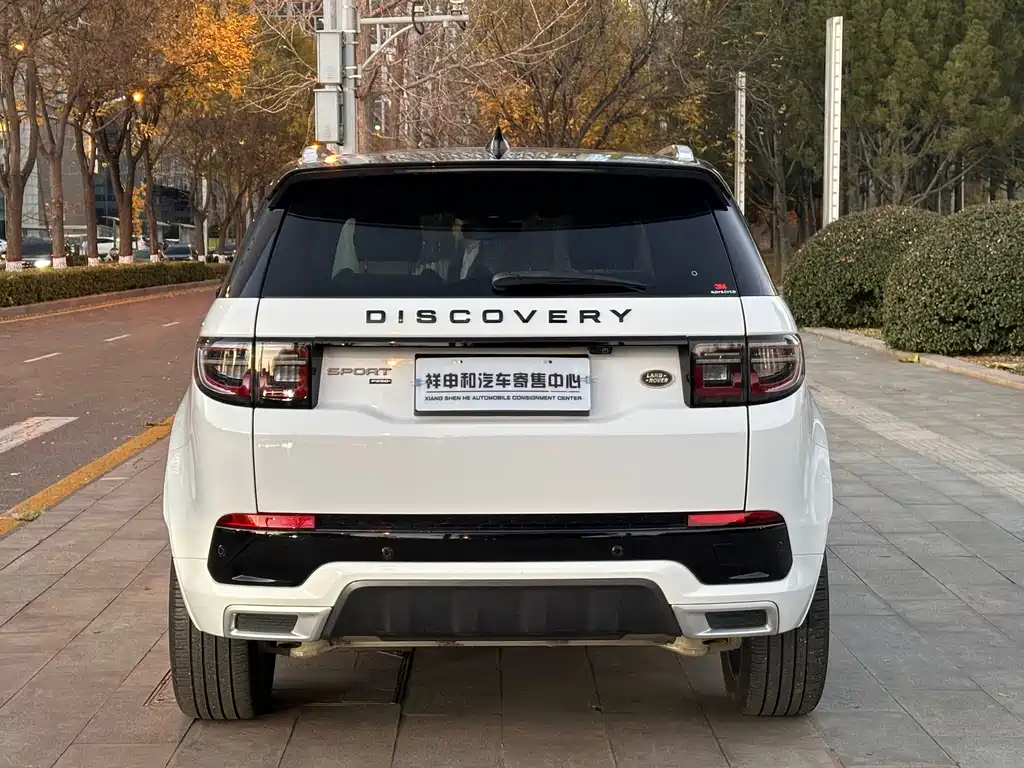Land Rover Discovery Sport 2022 — фото 11