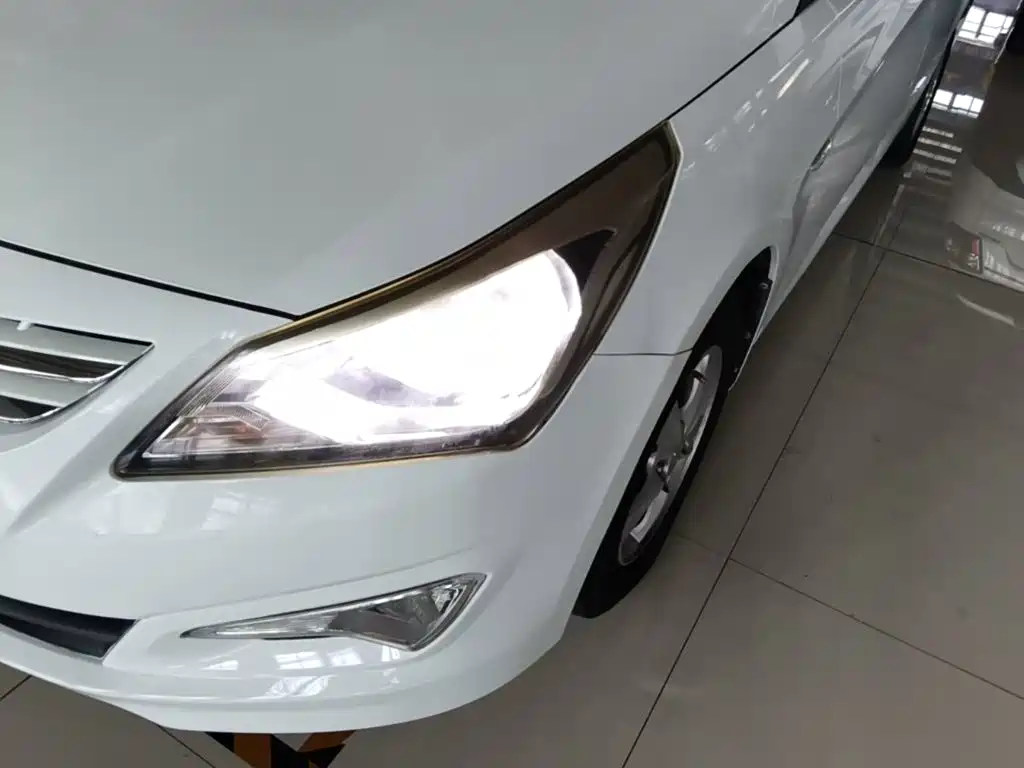 Hyundai Rui Yi 2015 — фото 24