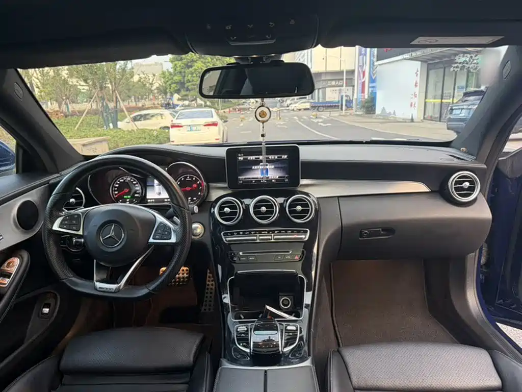 Mercedes-Benz C-Class 2017 — фото 13