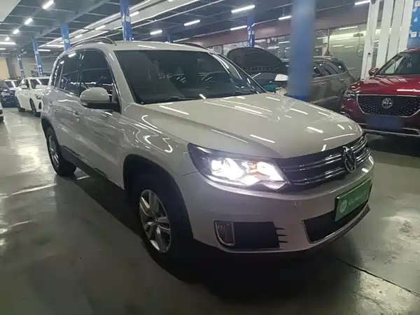 Volkswagen Tiguan 2015