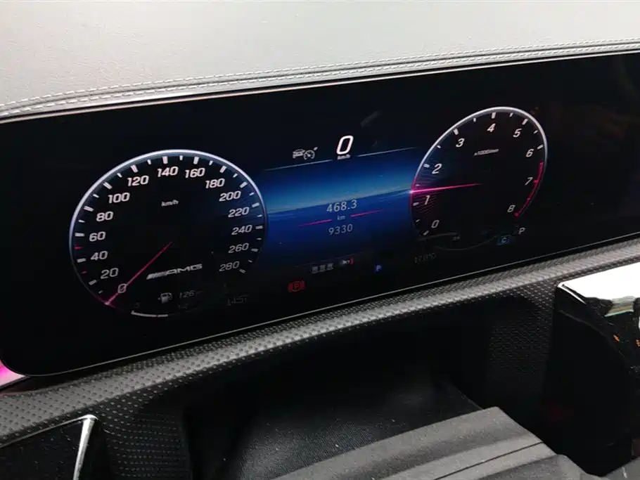 Mercedes-Benz A-Class AMG 2024 — фото 14