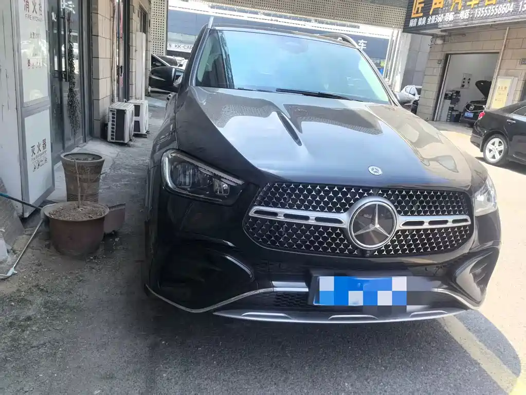 Mercedes-Benz GLE 2025