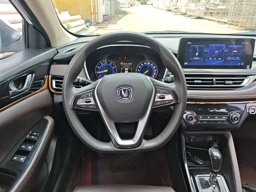 Changan Eado DT 2018 — фото 11