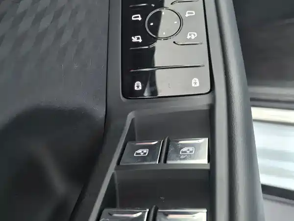 Audi A5L 2025
