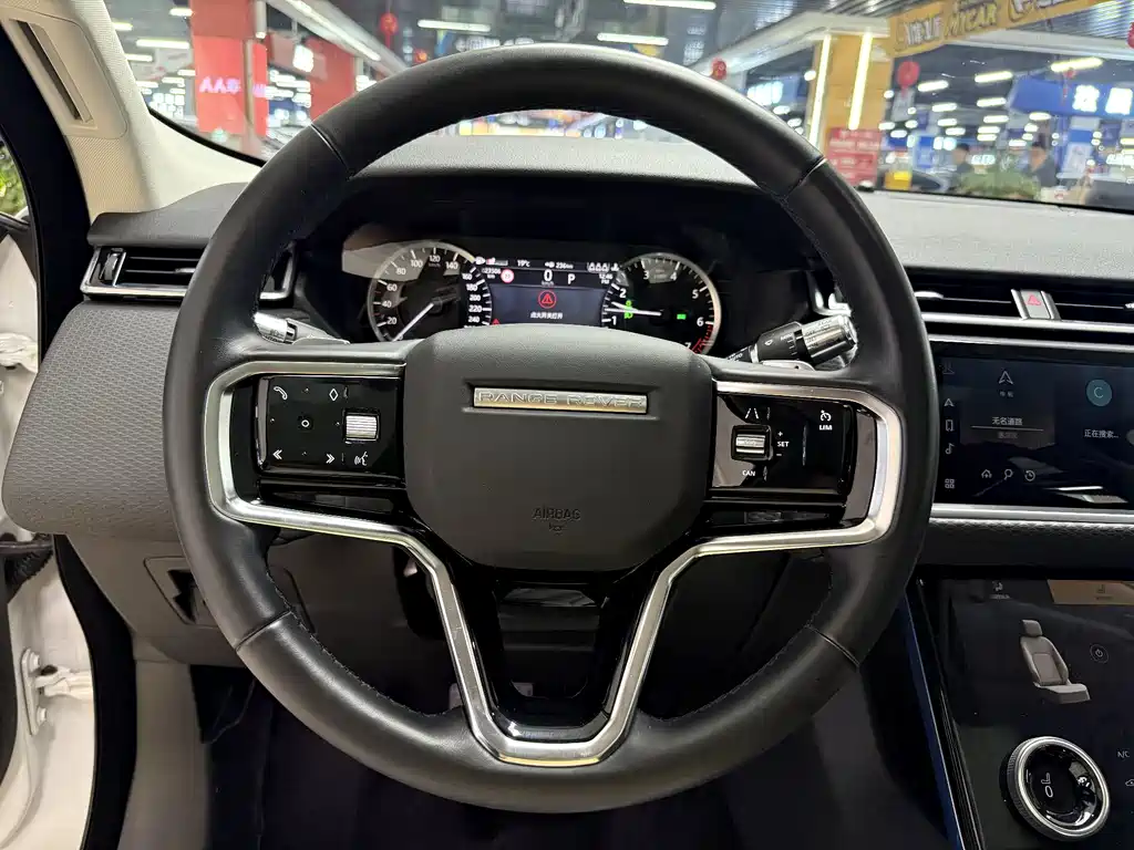 Land Rover Velar 2021 — фото 10