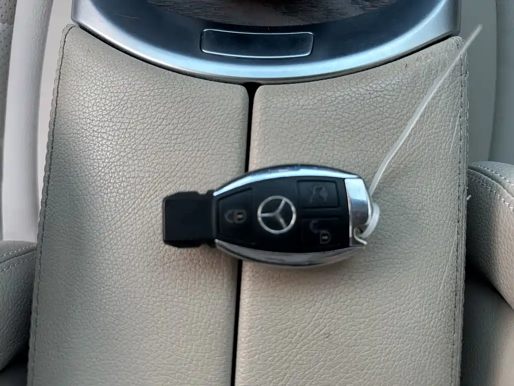 Mercedes-Benz GLC 2017 — фото 25