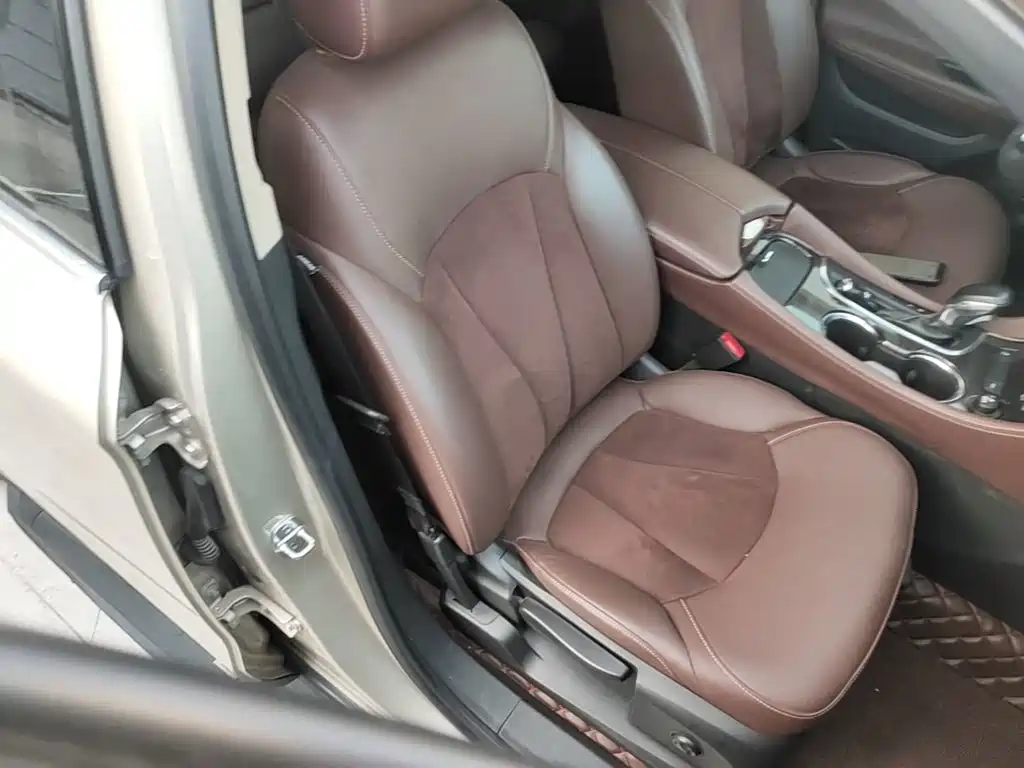 Buick Envision Plus 2017 — фото 25