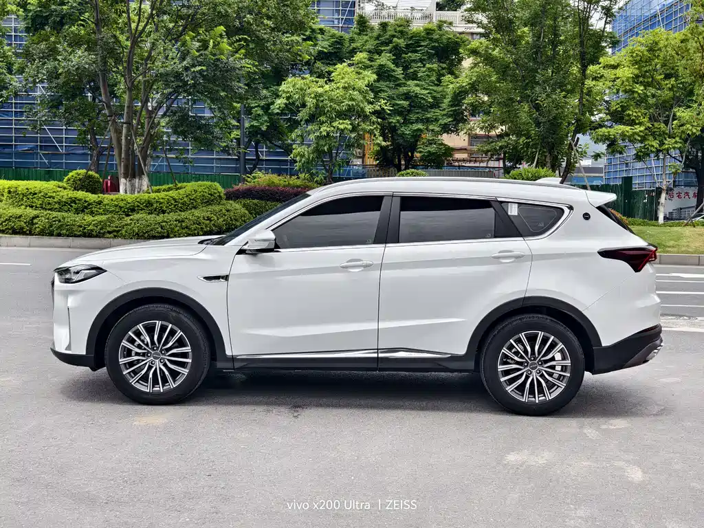 Jetour X70 PLUS 2025 — фото 11