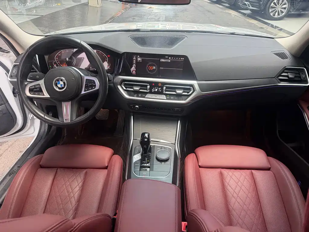 BMW 3 Series 2021 — фото 14