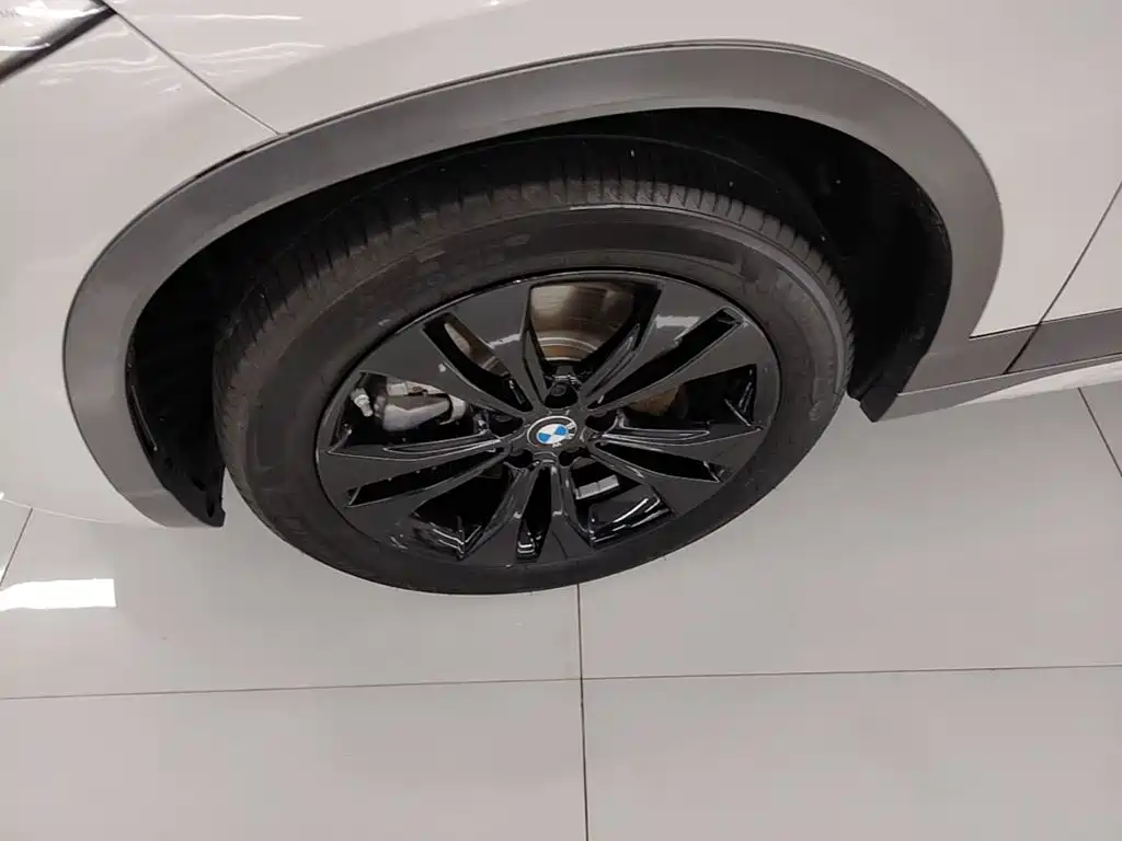 BMW X2 2023 — фото 25