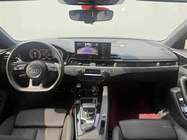 Audi A4L 2024