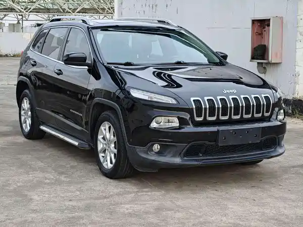 Jeep Cherokee 2016