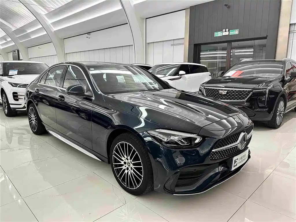Mercedes-Benz C-Class 2024