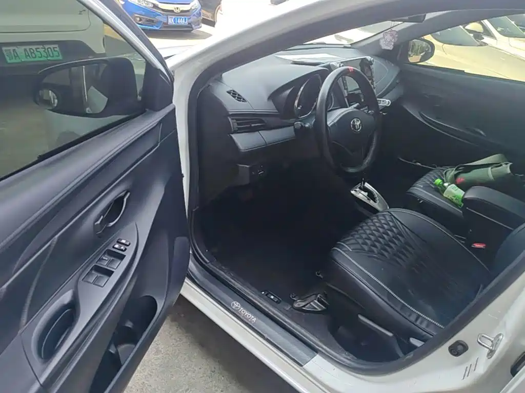 Toyota Vios 2017 — фото 16