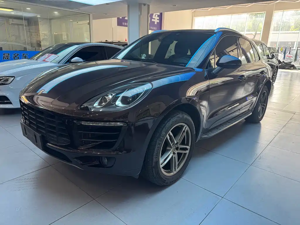 Porsche Macan 2016