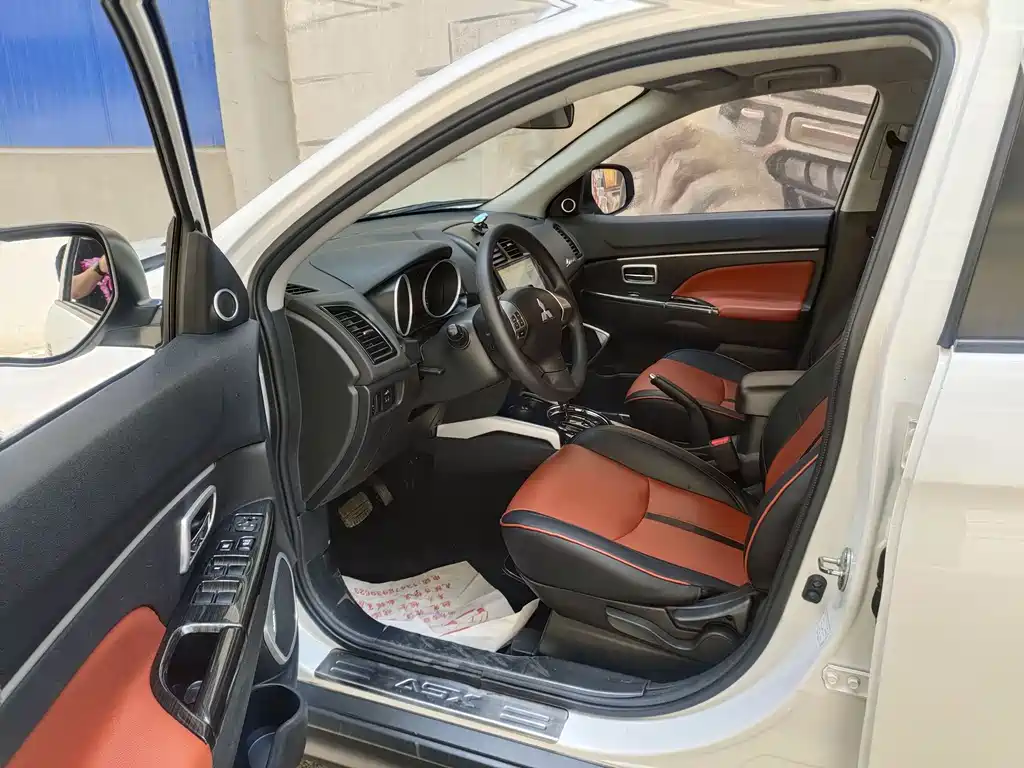 Mitsubishi ASX 2015