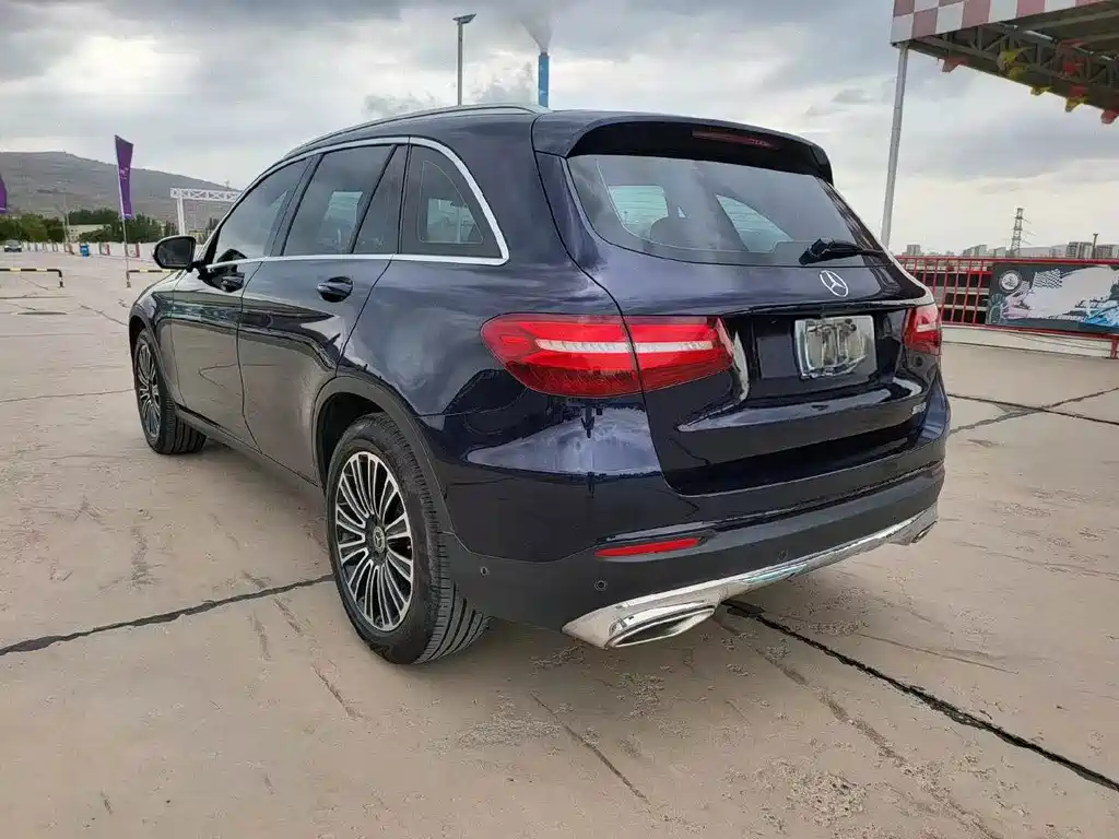 Mercedes-Benz GLC 2018 — фото 4