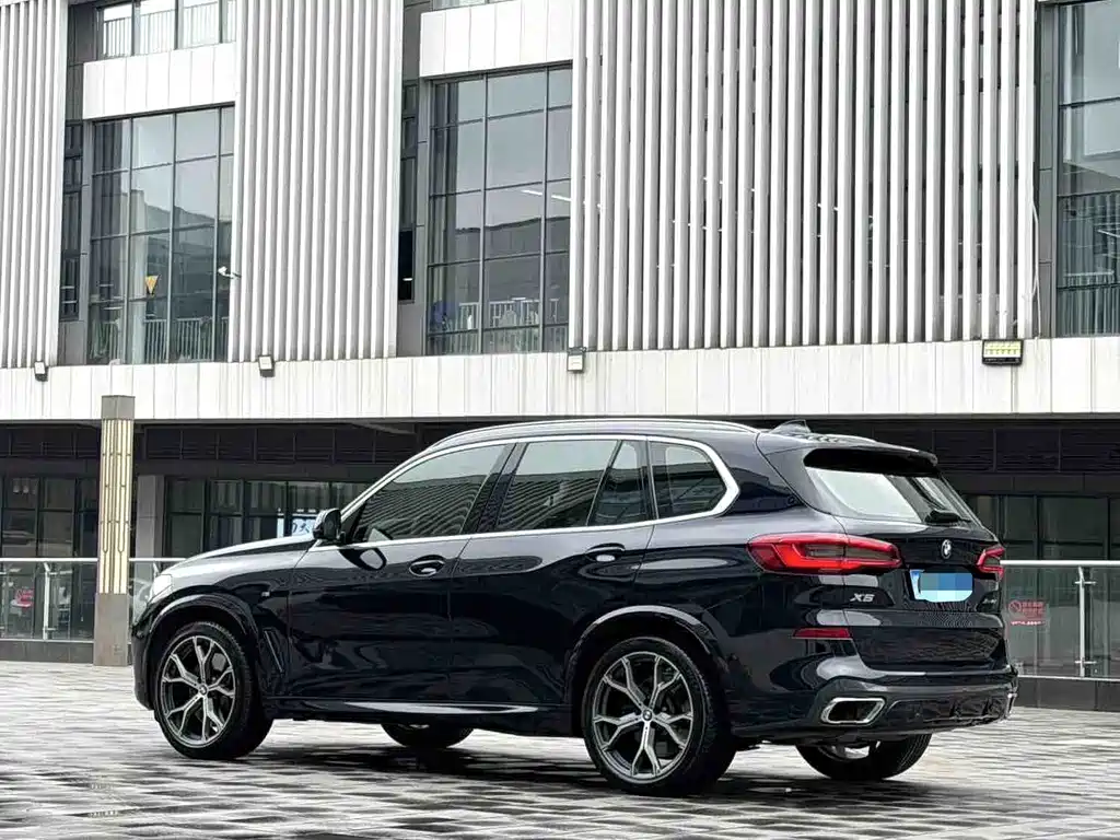 BMW X5 2019 — фото 6