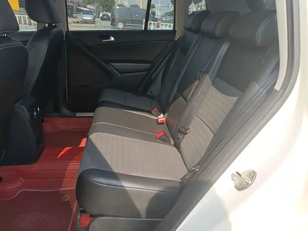 Volkswagen Tiguan 2017 — фото 17