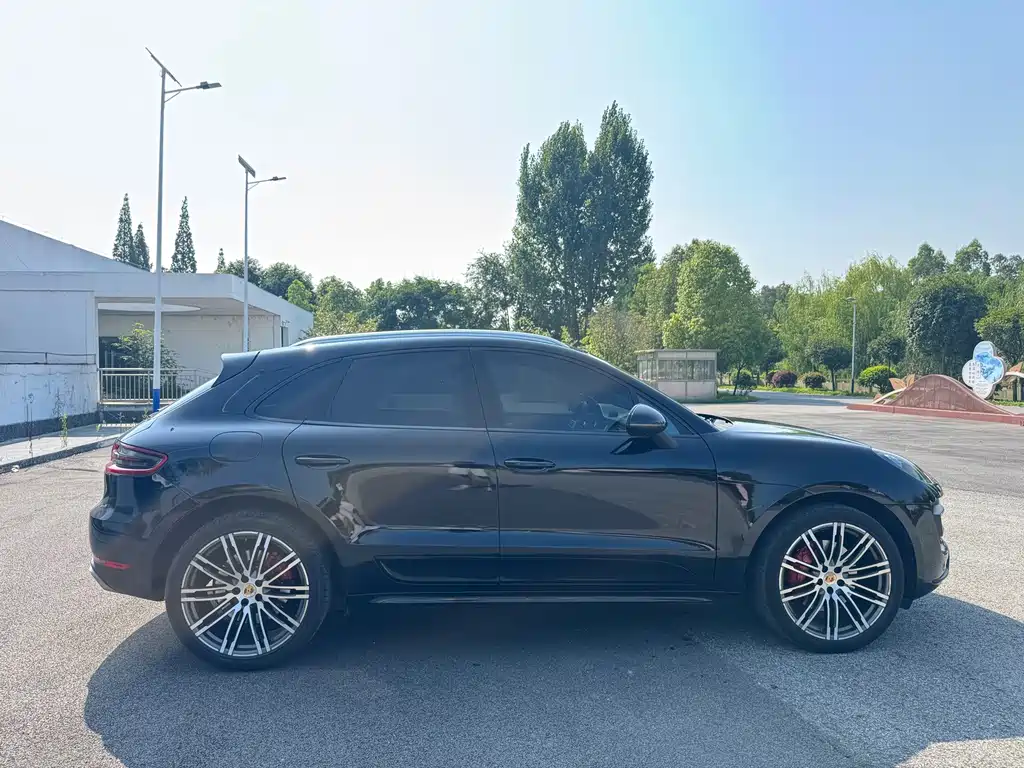 Porsche Macan 2015 — фото 8