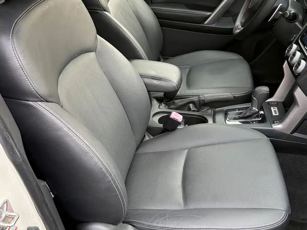 Subaru Forester 2015 — фото 13