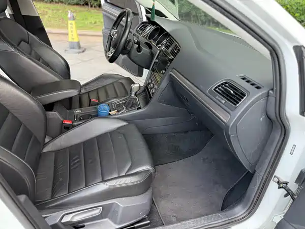Volkswagen Golf 2016