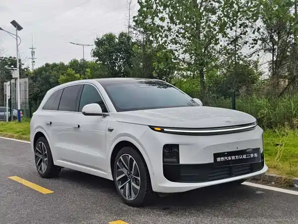 Li Auto L6 2024