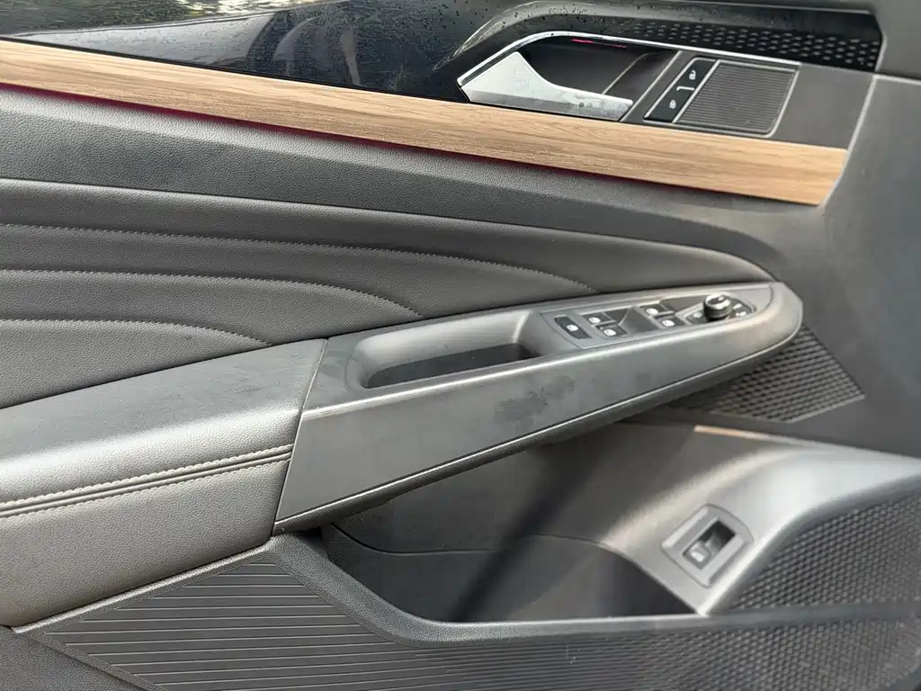 Volkswagen Passat 2021