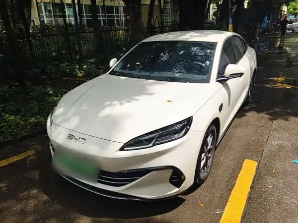 BYD Seal 06 2025