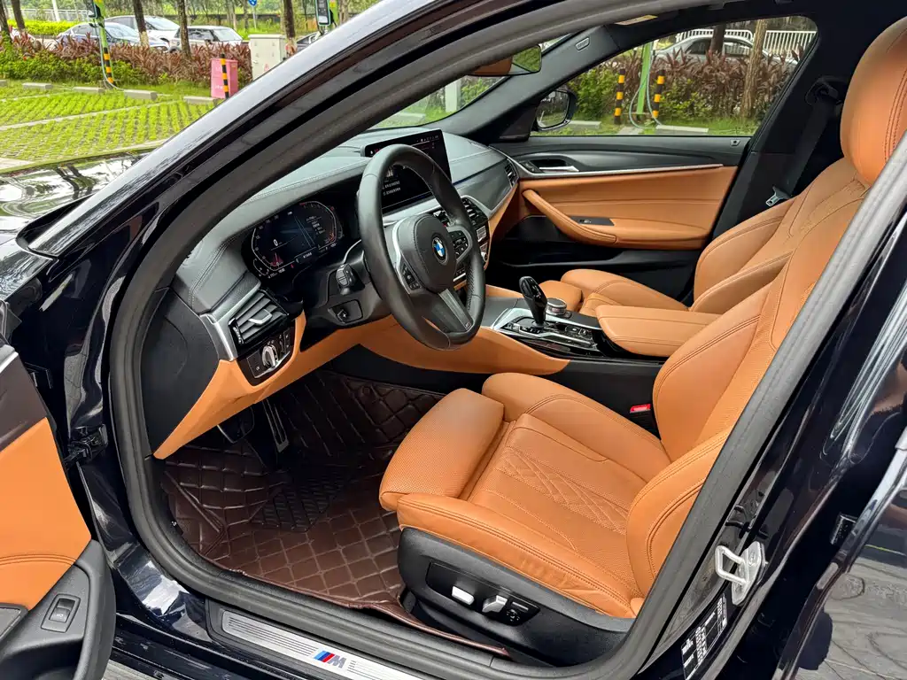 BMW 5 Series 2022