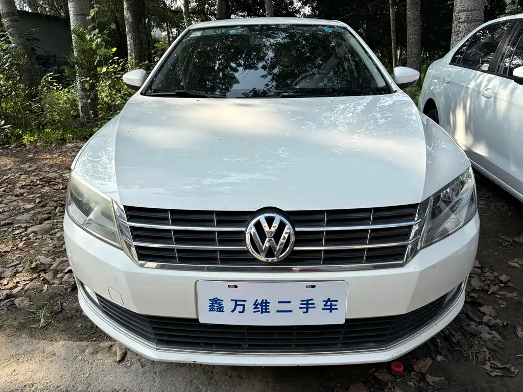 Volkswagen Gran Lavida 2013