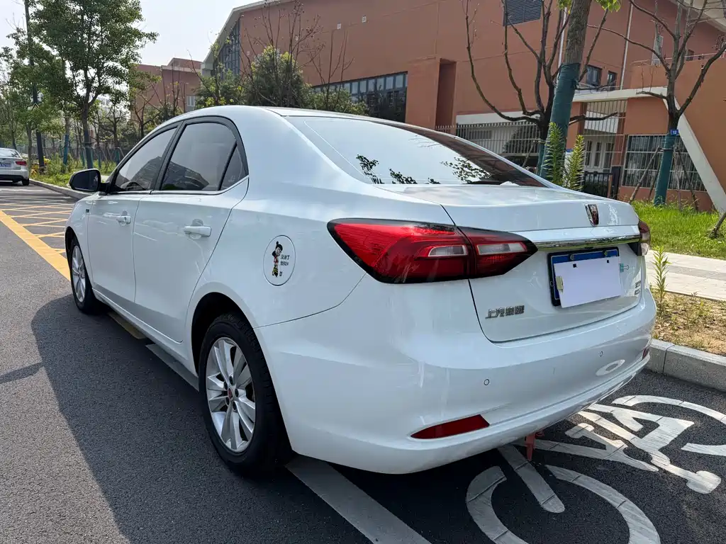 Roewe 360 2018