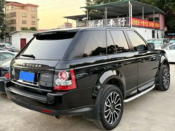 Land Rover Range Rover Sport 2011