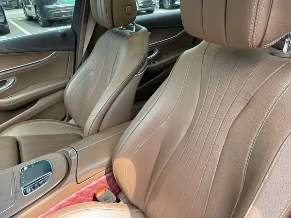 Mercedes-Benz E-Class 2023