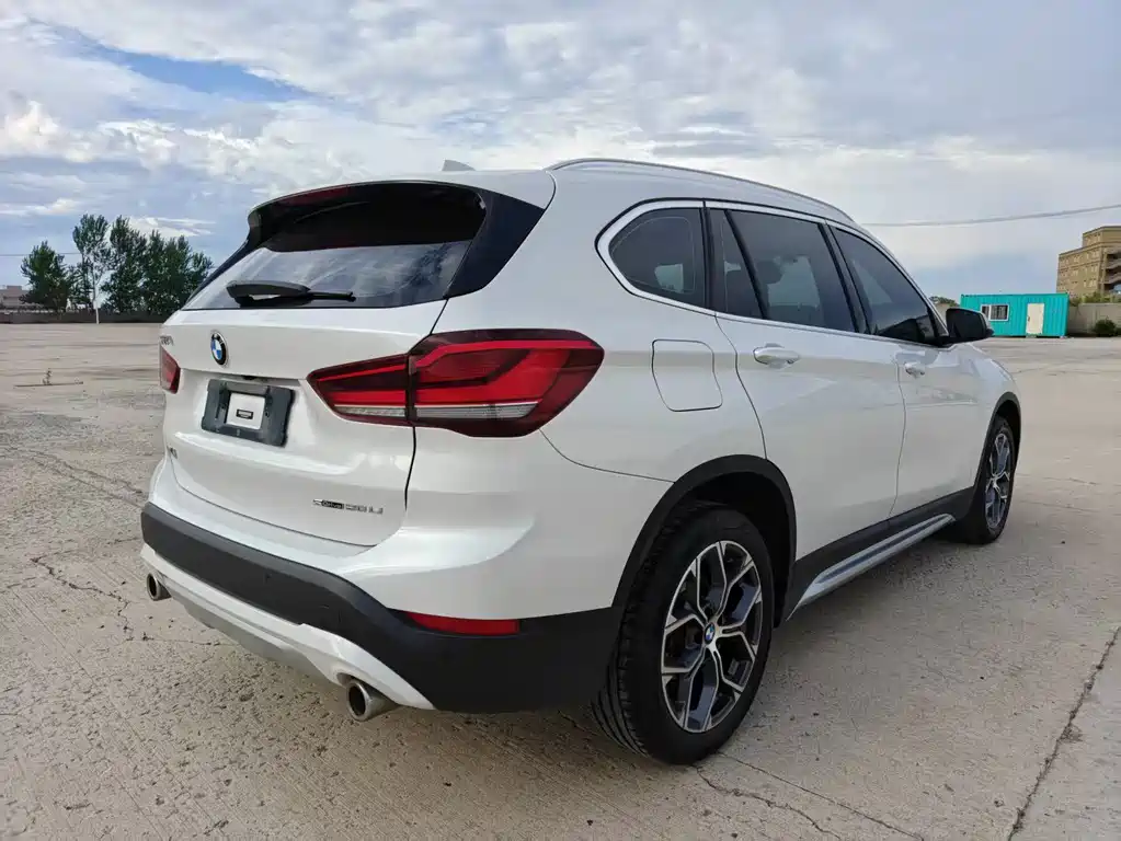 BMW X1 2022 — фото 6