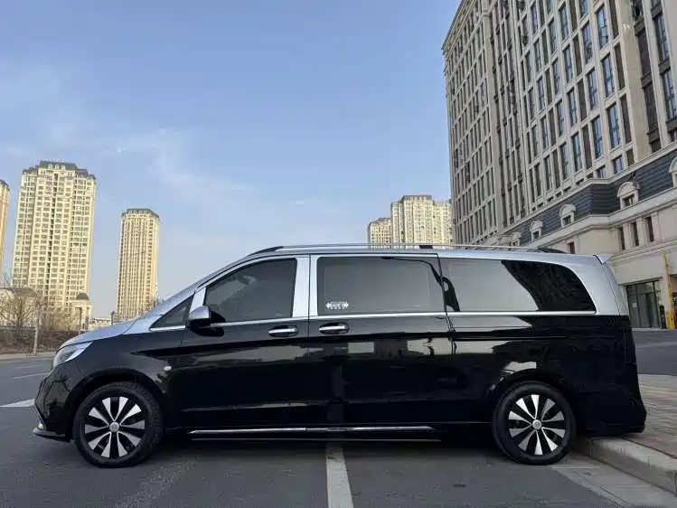 Mercedes-Benz Vito 2022 — фото 8