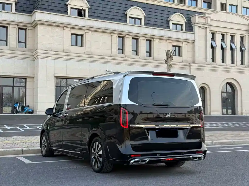 Mercedes-Benz Vito 2022 — фото 11