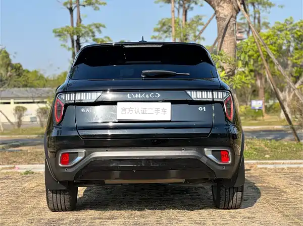 Lynk & Co 01 2019