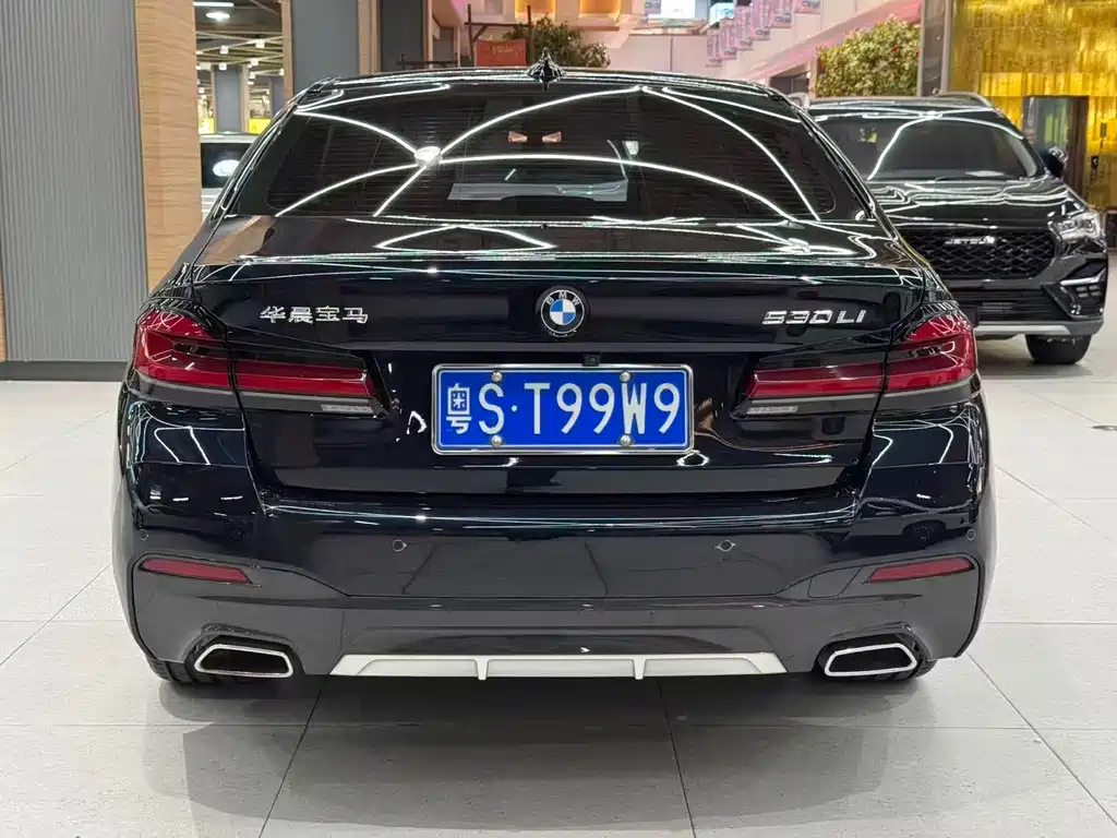 BMW 5 Series 2022