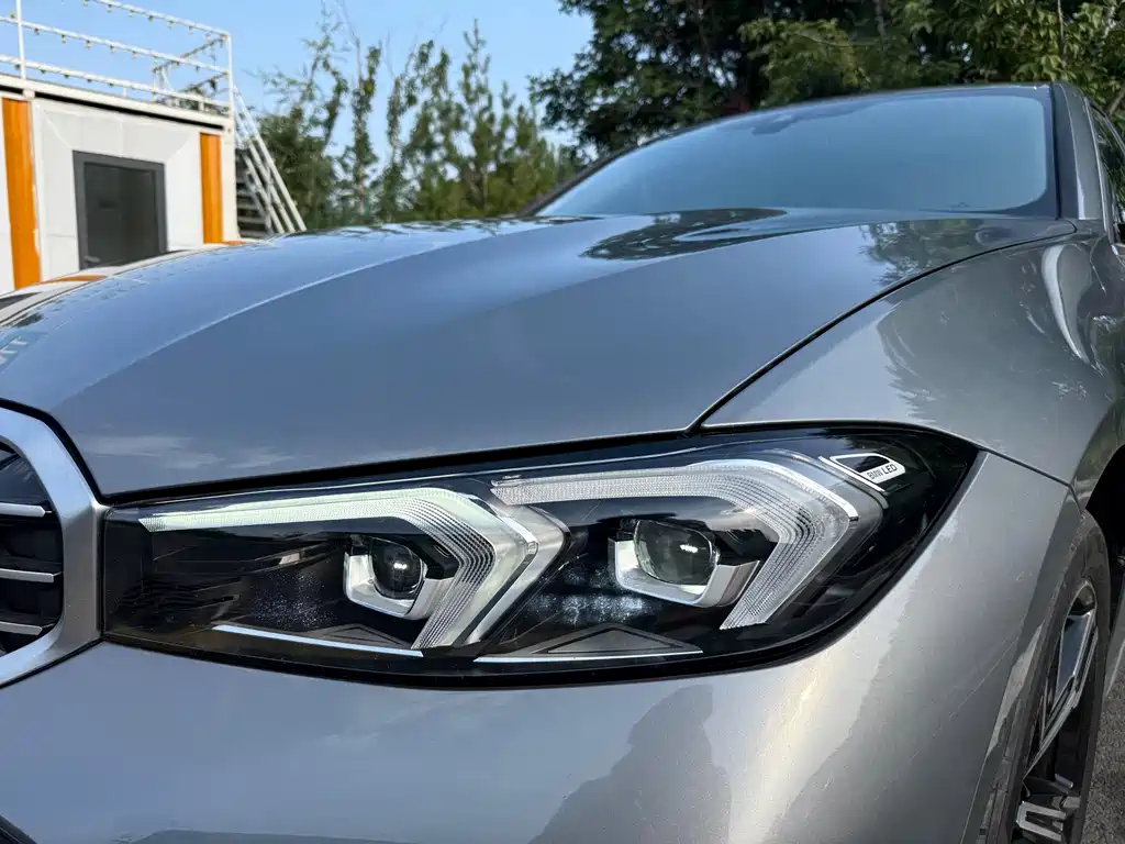 BMW 3 Series 2024