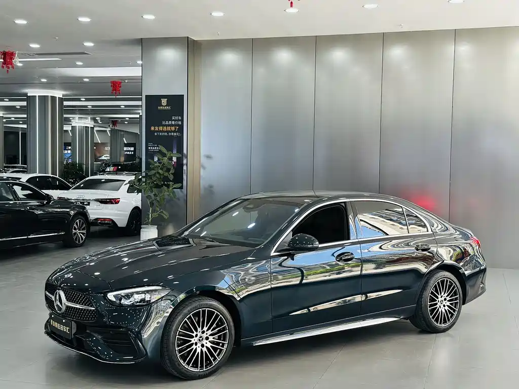 Mercedes-Benz C-Class 2023 — фото 1