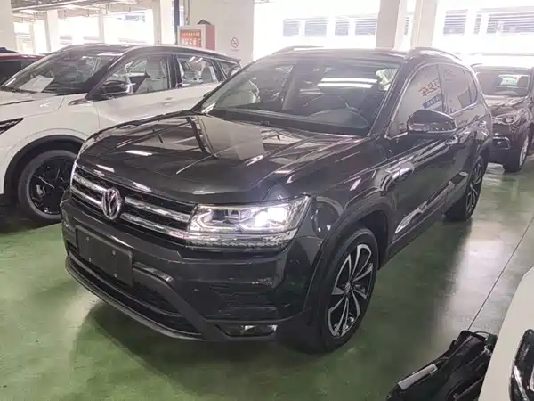 Volkswagen Tharu 2020