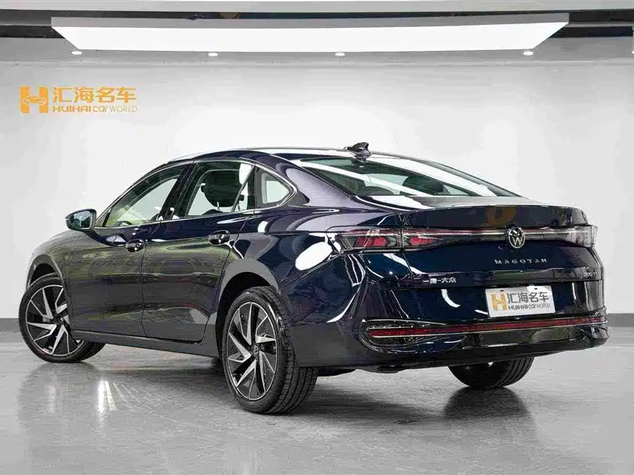 Volkswagen Magotan 2024
