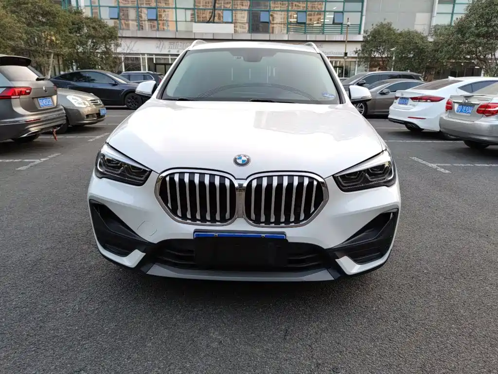 BMW X1 2023 — фото 2