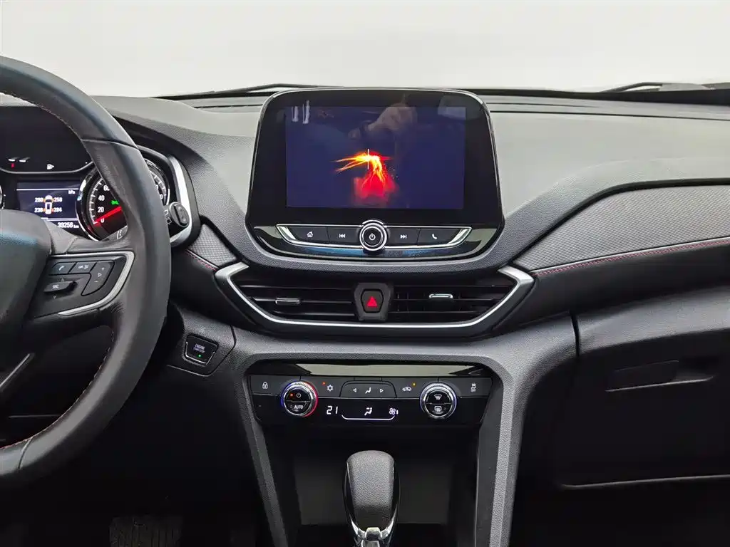Chevrolet Volando 2019 — фото 12