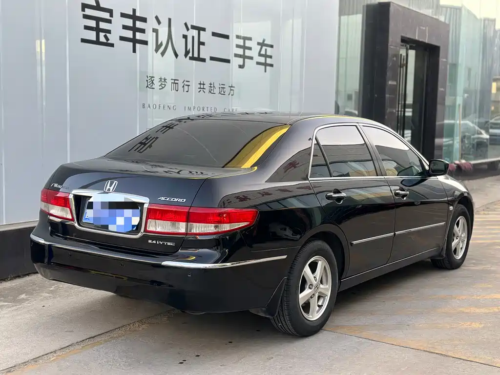 Honda Accord 2003 — фото 10
