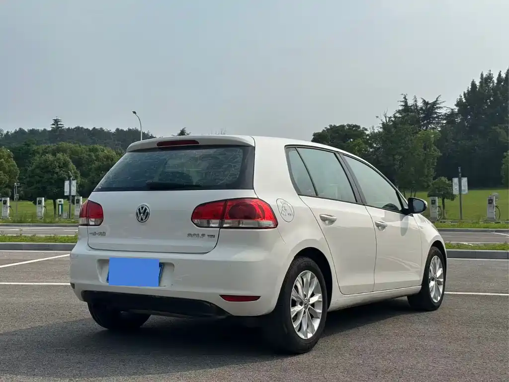 Volkswagen Golf 2014