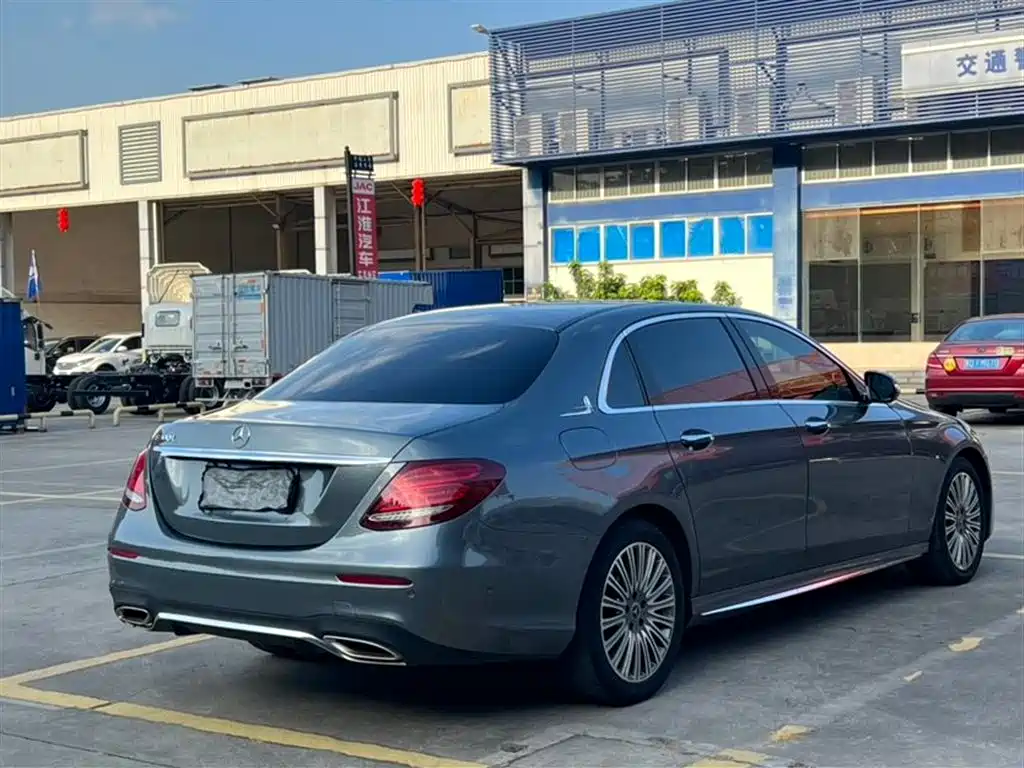 Mercedes-Benz E-Class 2018